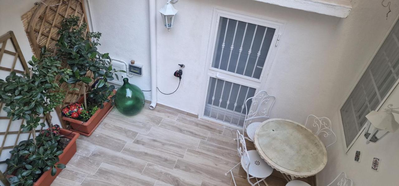Case Di Paola Via Melo Appartamenti Bari Exterior photo